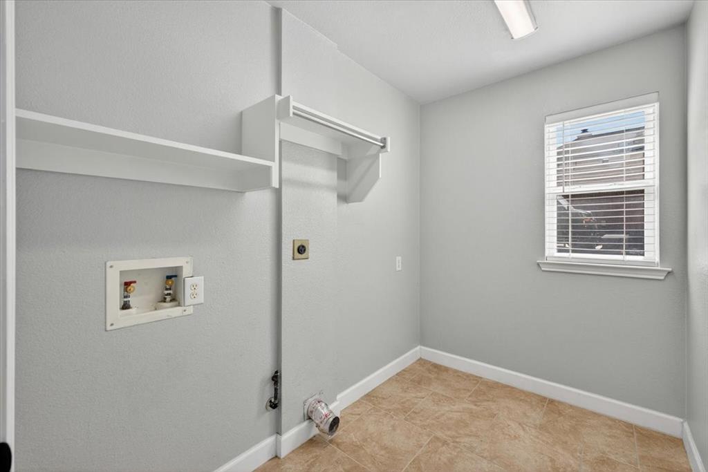 913 Chapel Drive Property Photo 37