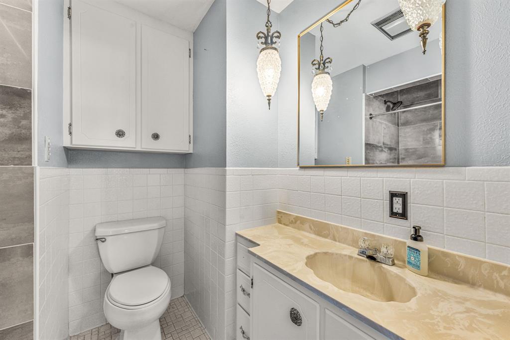 10184 S Us Highway 281 Property Photo 14
