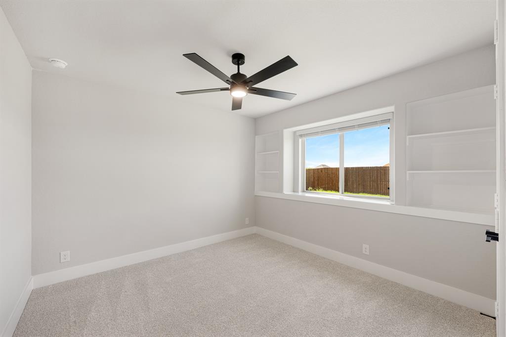 1011 Stonehaven Drive Property Photo 20