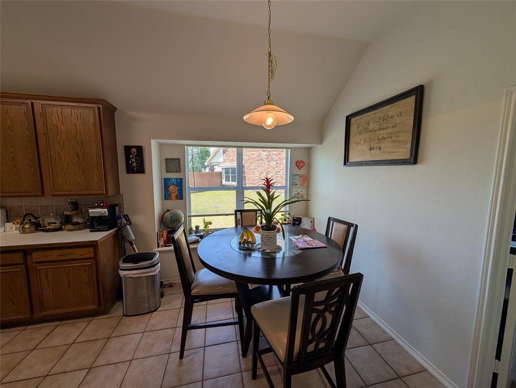 9418 Glenshee Drive Property Photo 4