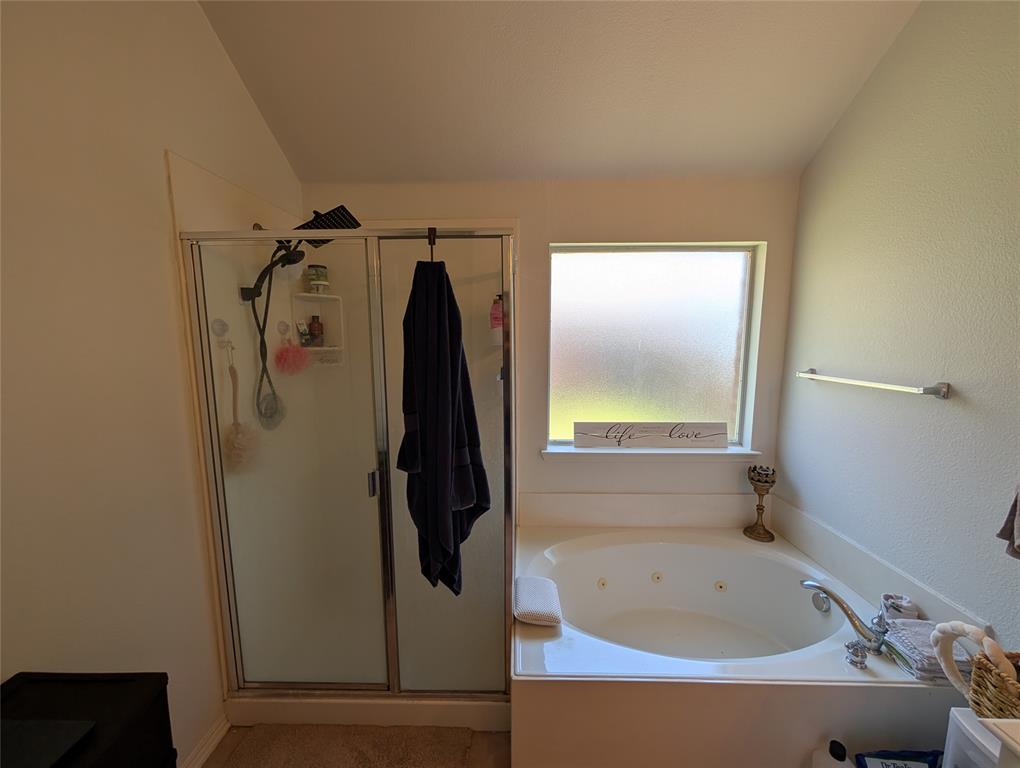 9418 Glenshee Drive Property Photo 12