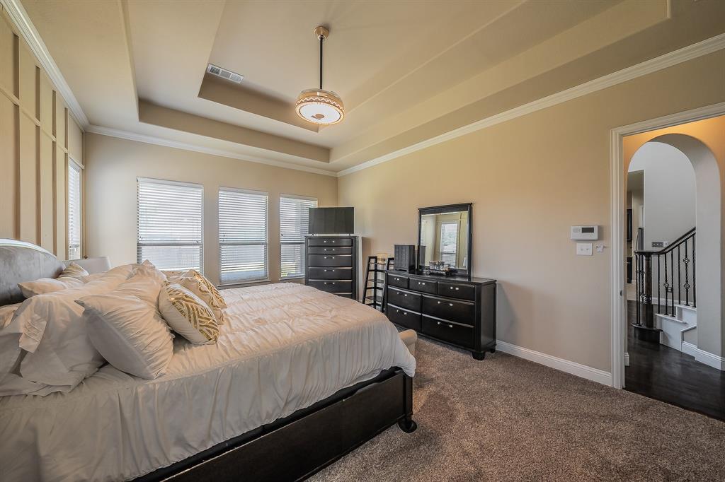 286 Benwick Drive Property Photo 14