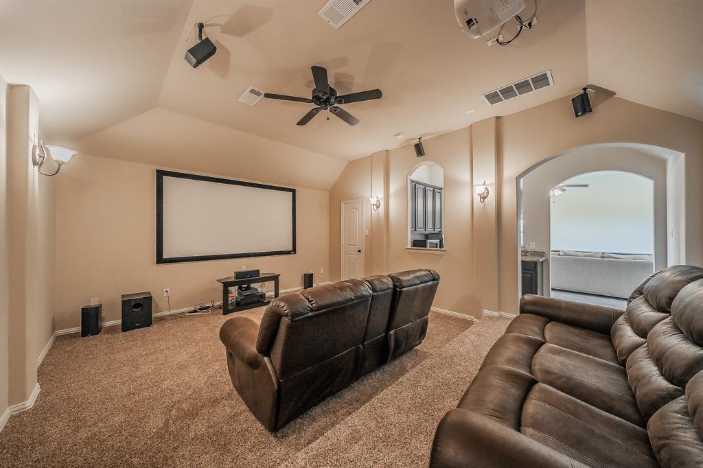 286 Benwick Drive Property Photo 18