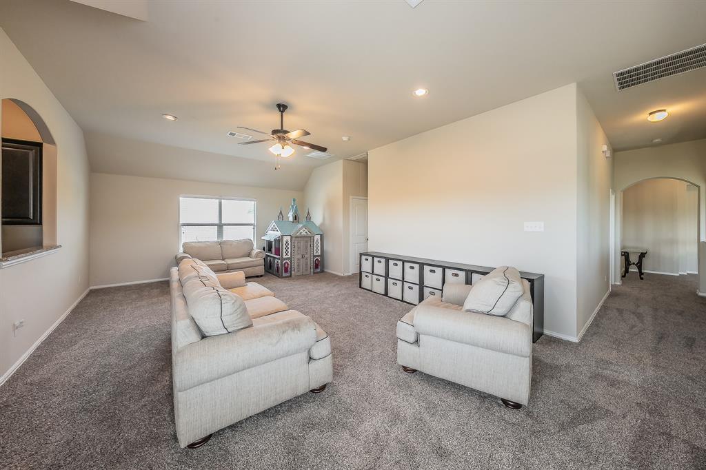 286 Benwick Drive Property Photo 20