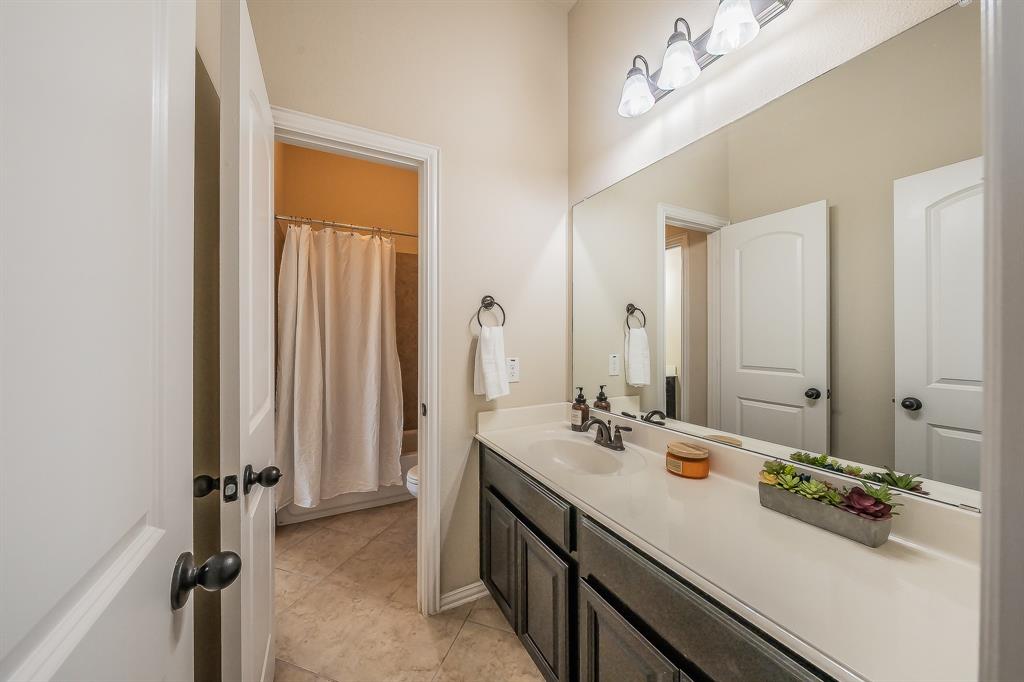 286 Benwick Drive Property Photo 23
