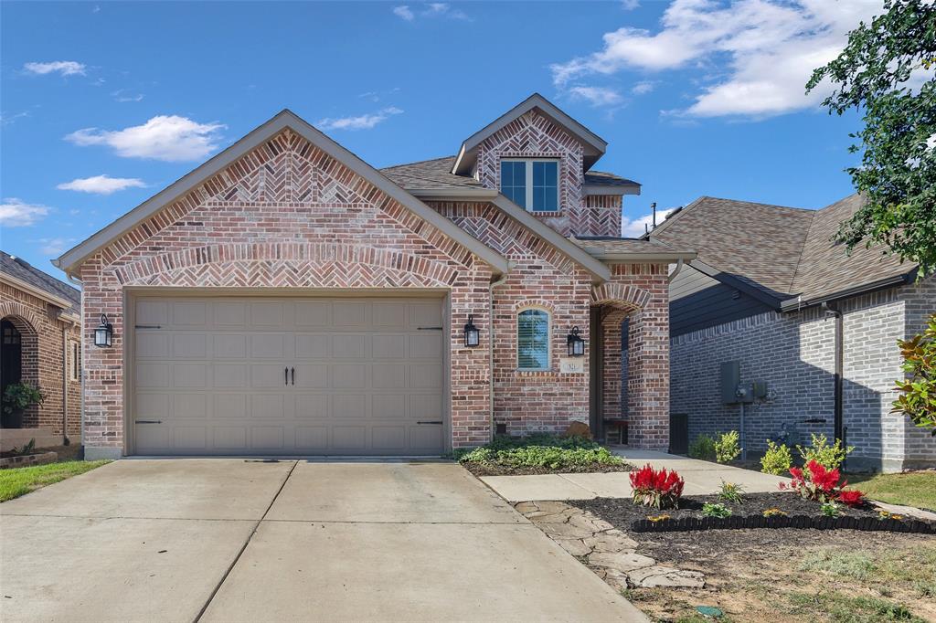1821 Eagle Landing Property Photo 1