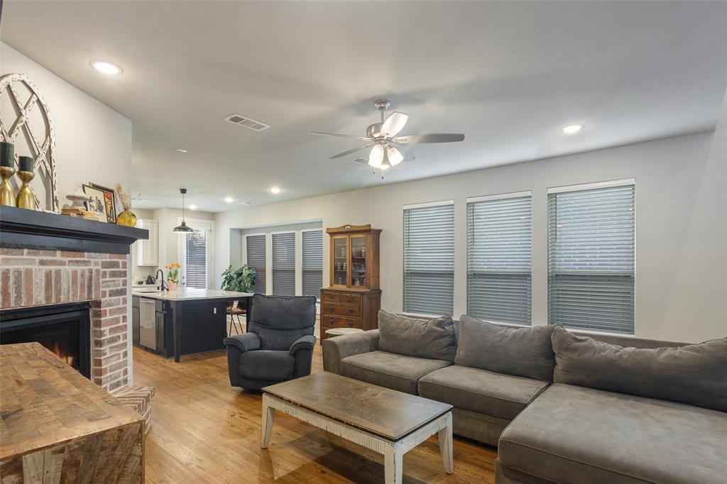1821 Eagle Landing Property Photo 8