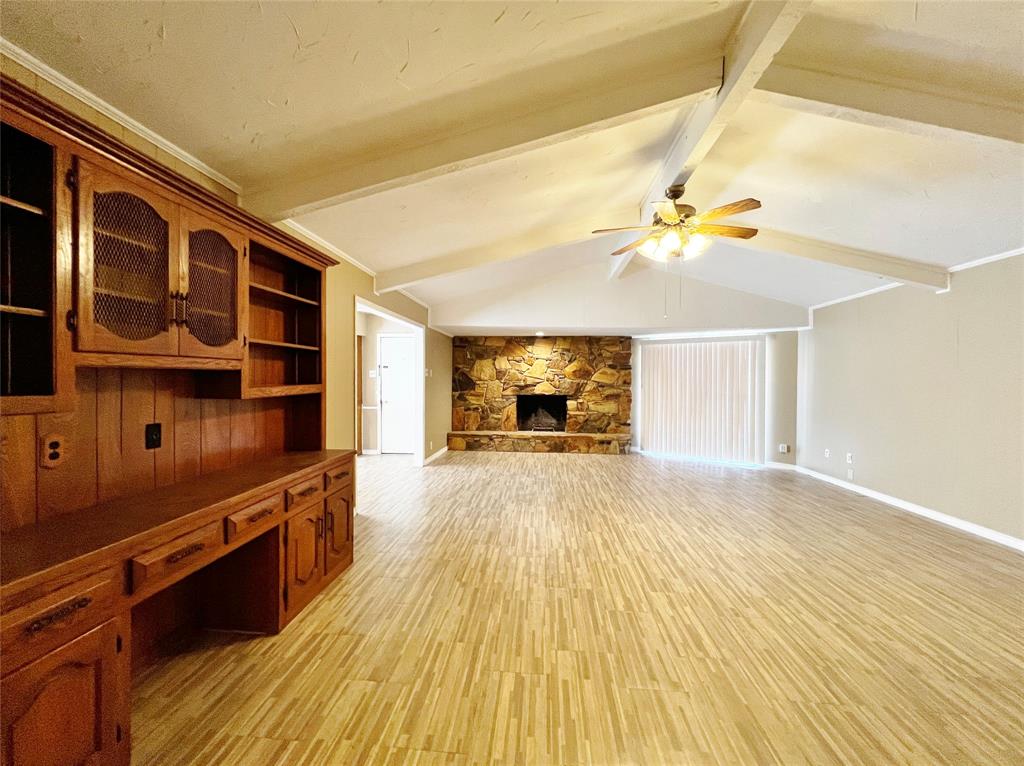 221 Connie Drive Property Photo 5