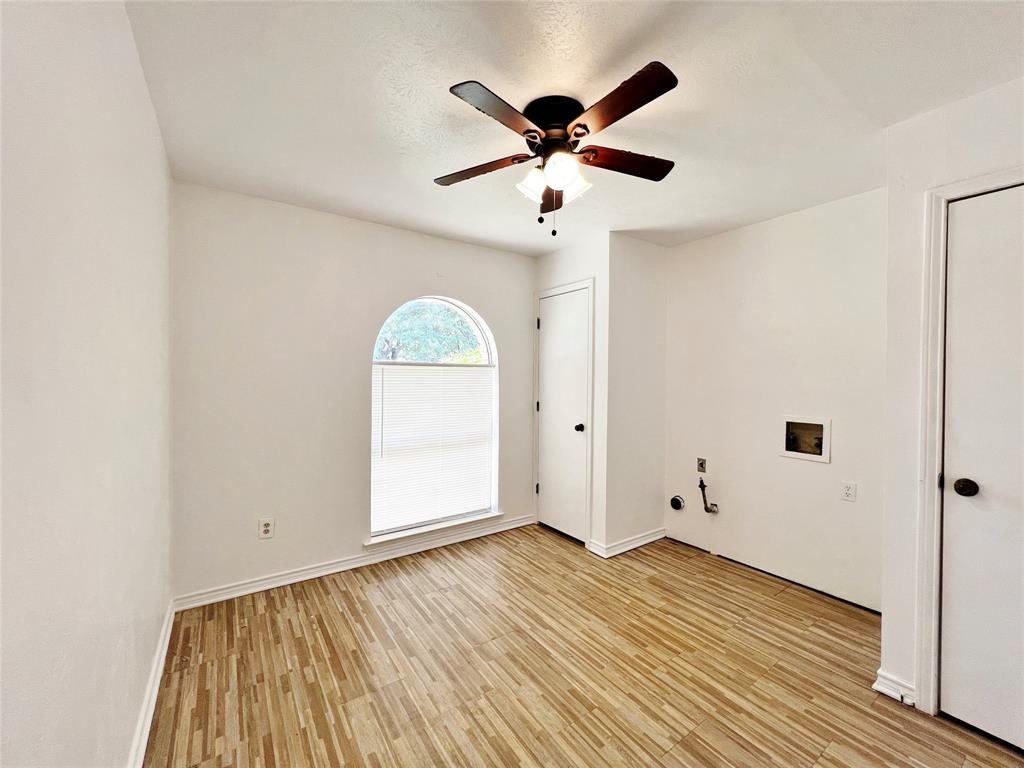 221 Connie Drive Property Photo 10