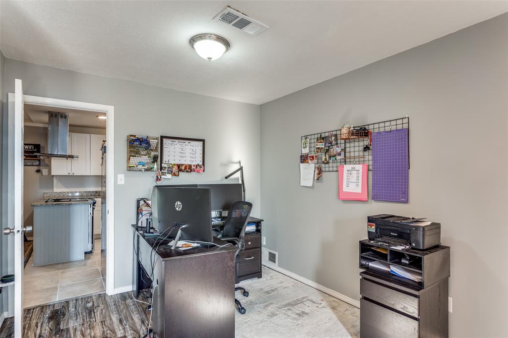 7501 Trimble Drive Property Photo 17