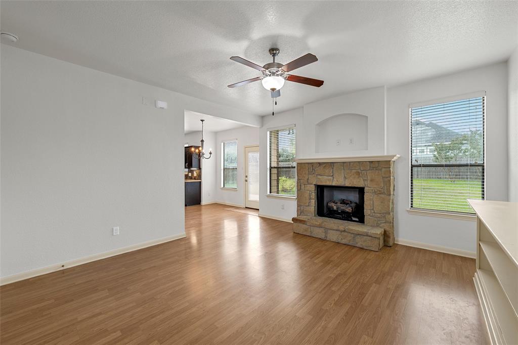 10237 Condor Loop Property Photo 3