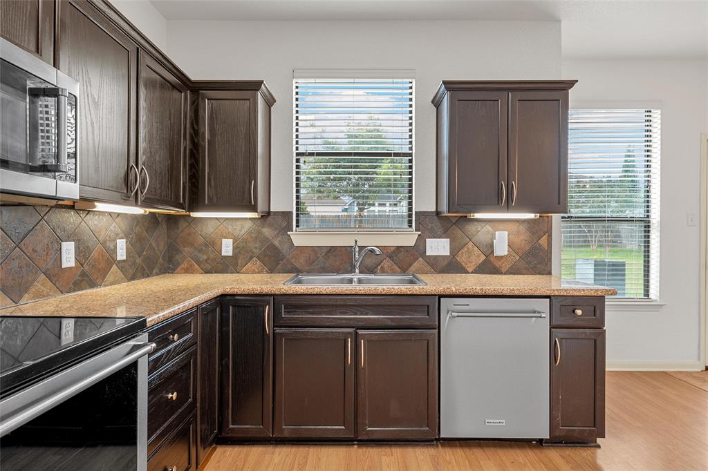 10237 Condor Loop Property Photo 9