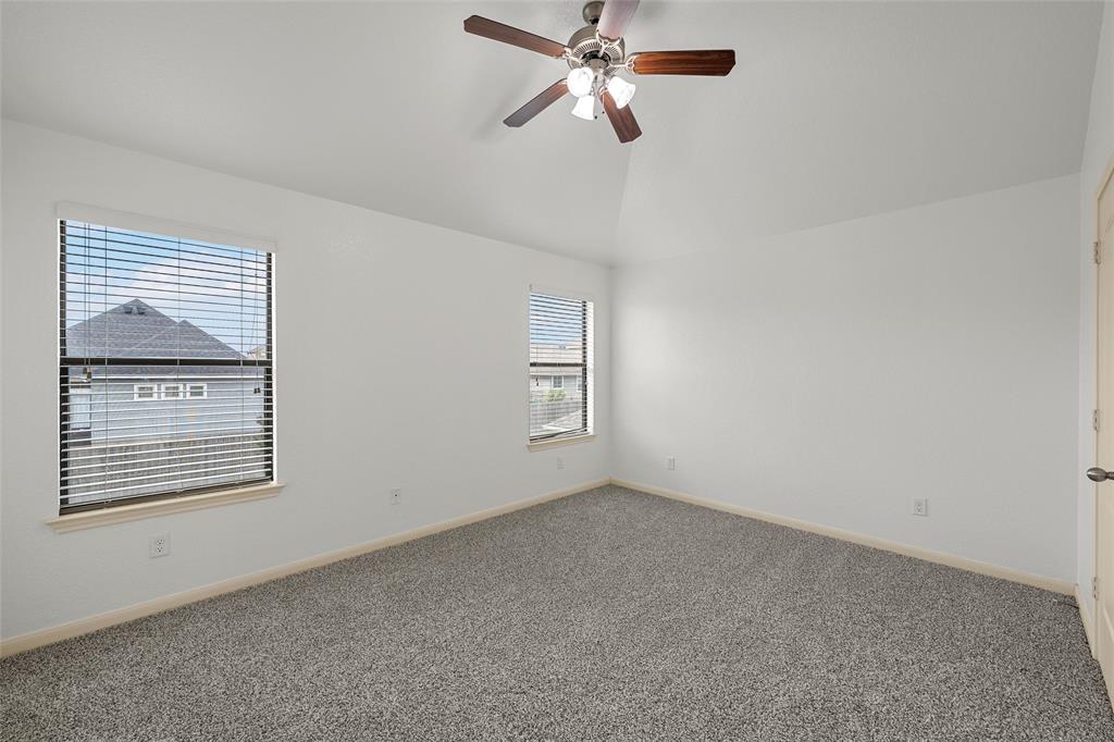 10237 Condor Loop Property Photo 13