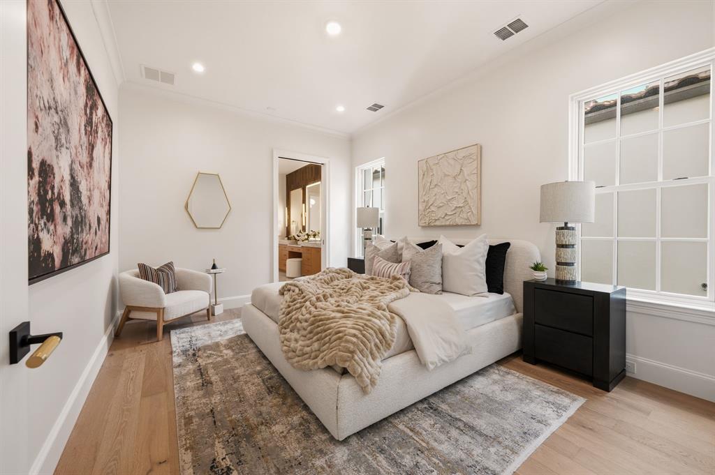 2951 Sunset Boulevard Property Photo 21