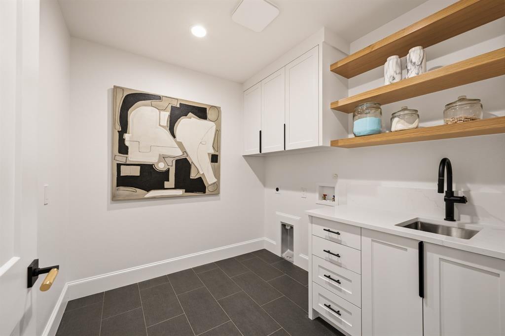 2951 Sunset Boulevard Property Photo 26