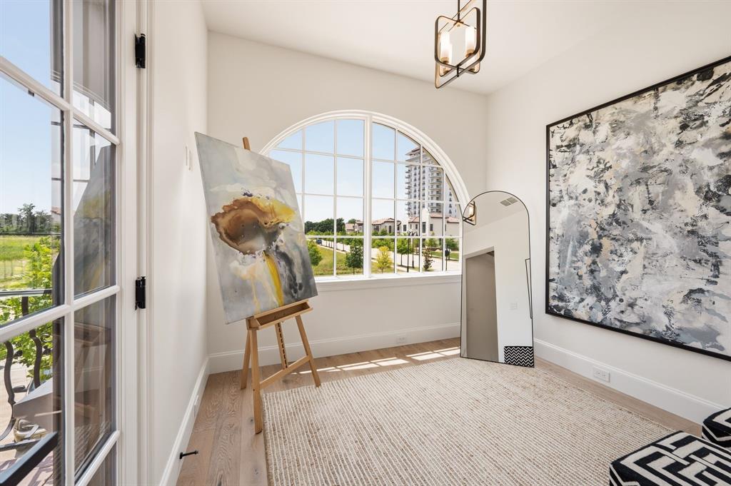 2951 Sunset Boulevard Property Photo 31