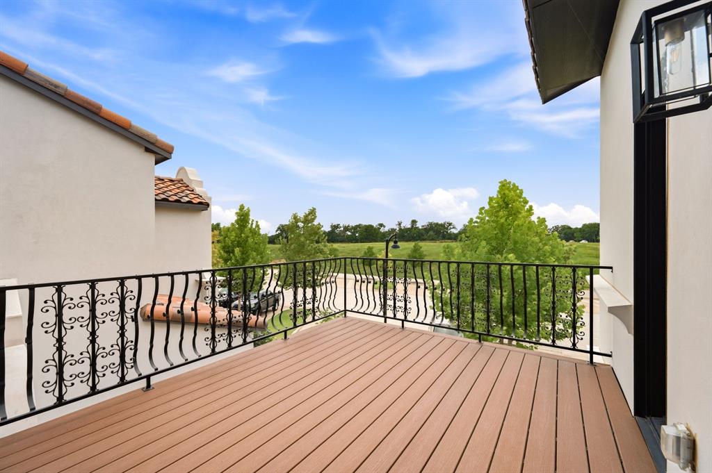 2951 Sunset Boulevard Property Photo 32