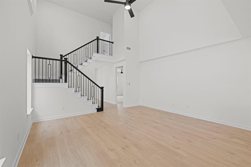 9313 Rolling Meadow Way Property Photo 14