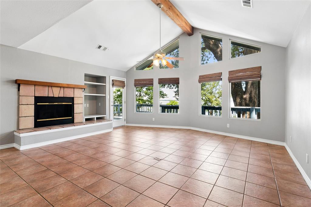 118 Lancelot Drive Property Photo 6