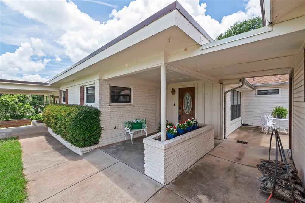 4720 Peveler Road Property Photo 9