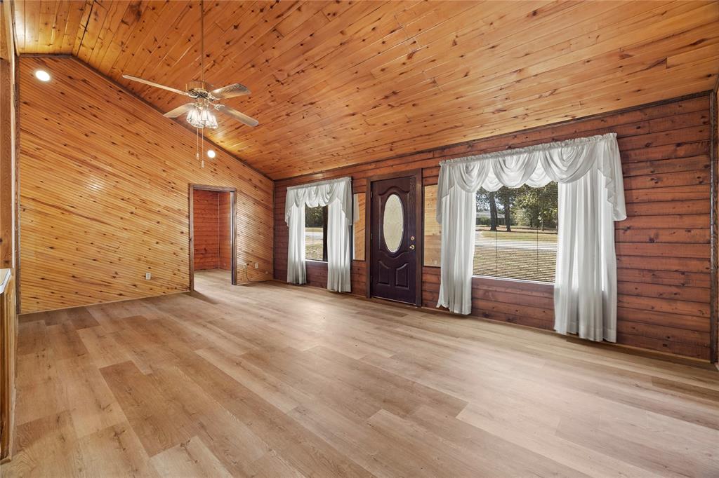 1620 N Fm 17 Property Photo 4