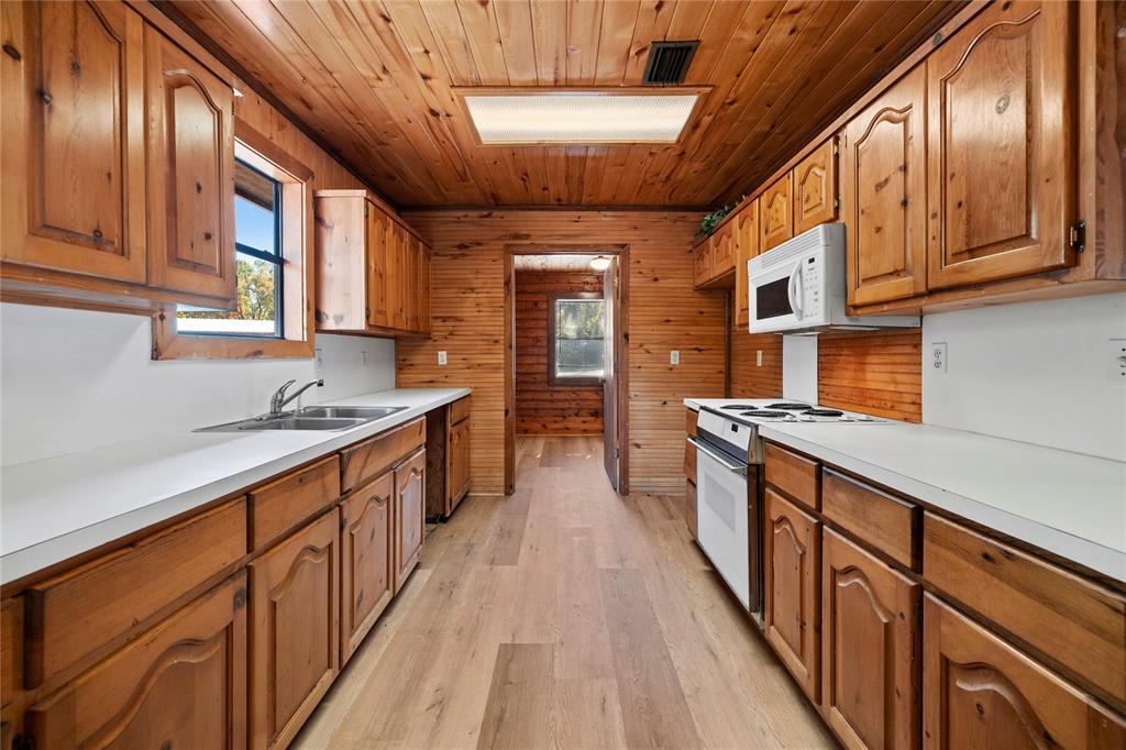 1620 N Fm 17 Property Photo 6