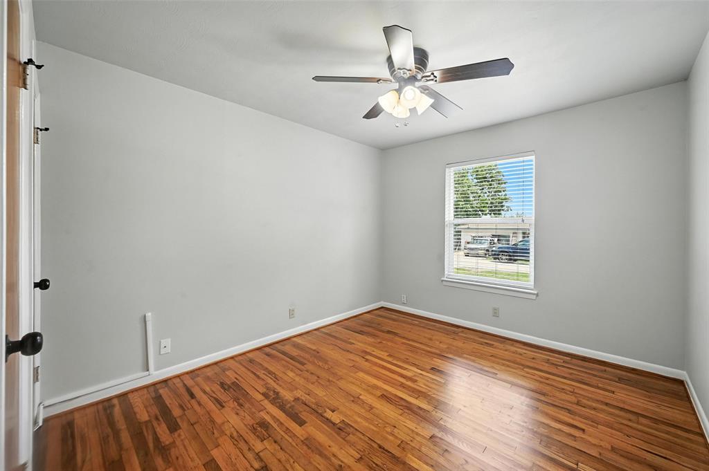 302 Young Drive Property Photo 17