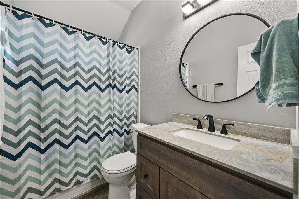 2440 Fieldcrest Drive Property Photo 21