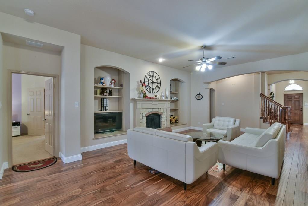 2705 Fox Creek Trail Property Photo 9