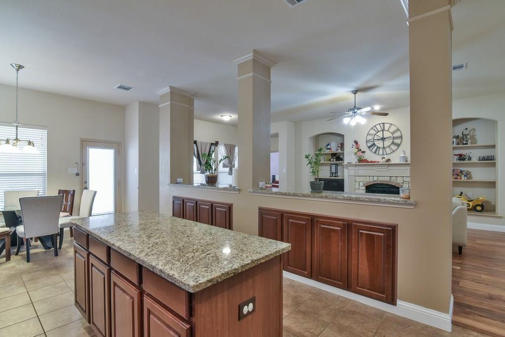 2705 Fox Creek Trail Property Photo 14
