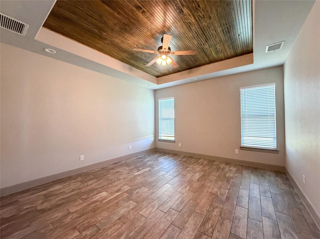 725 Cheyenne Trail Property Photo 4