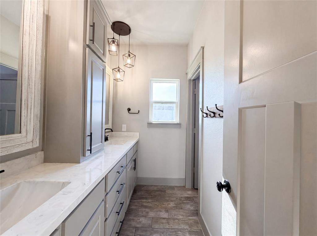 725 Cheyenne Trail Property Photo 10