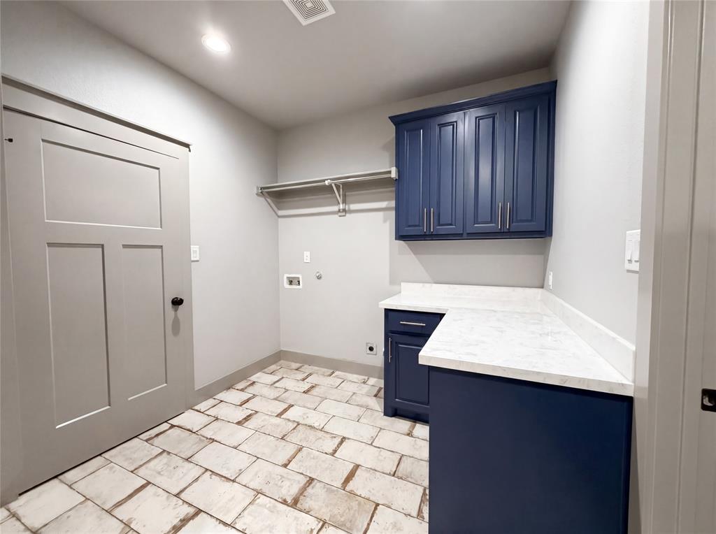 725 Cheyenne Trail Property Photo 17
