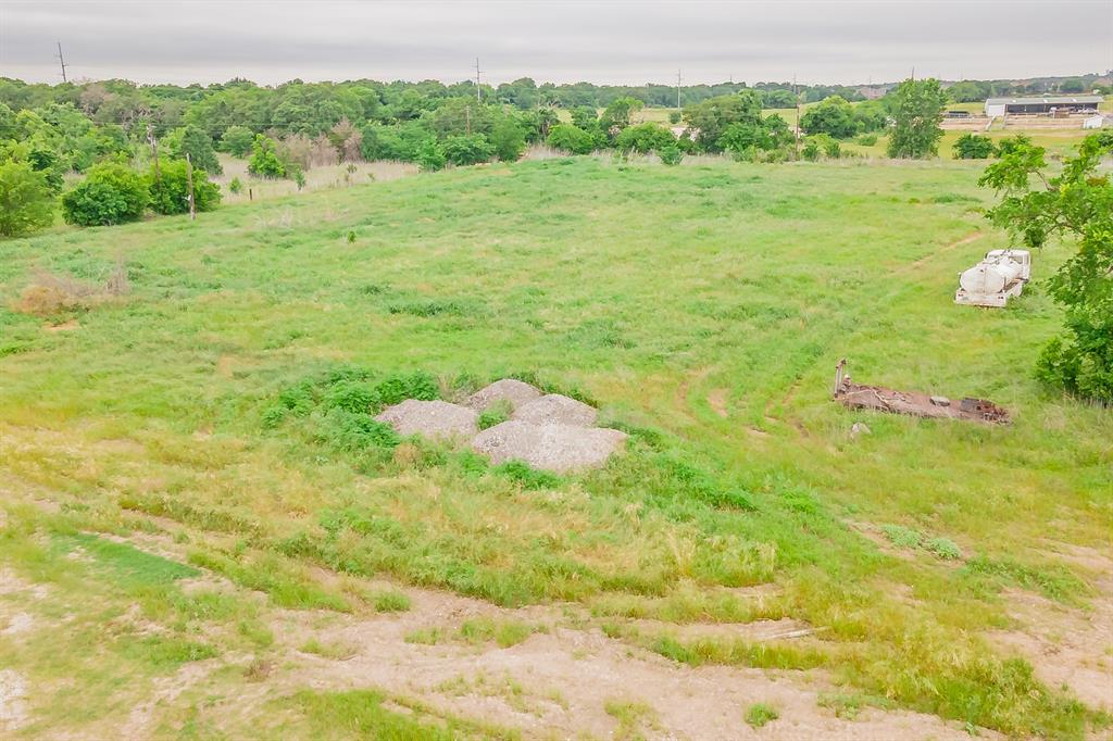 1704 W Fm 917 Property Photo 2