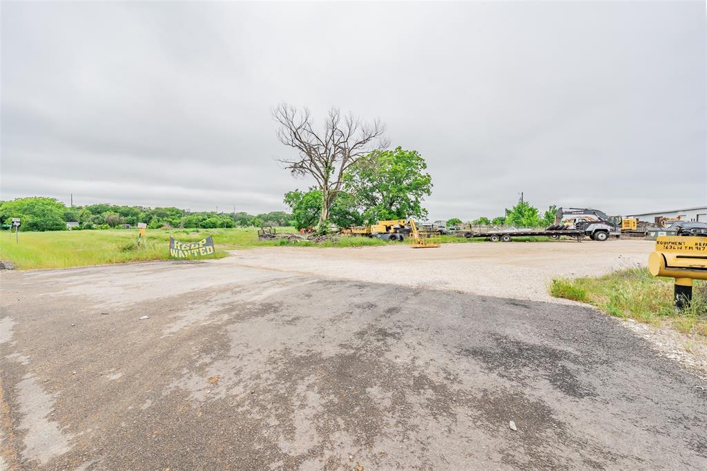 1704 W Fm 917 Property Photo 24