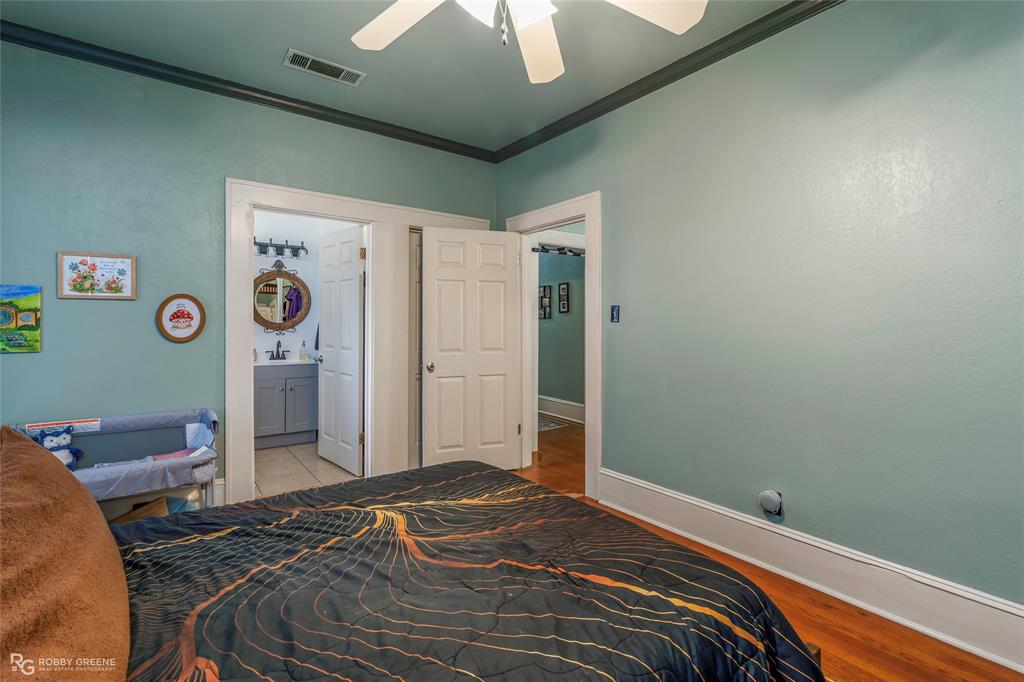 403 Boulevard Street Property Photo 10
