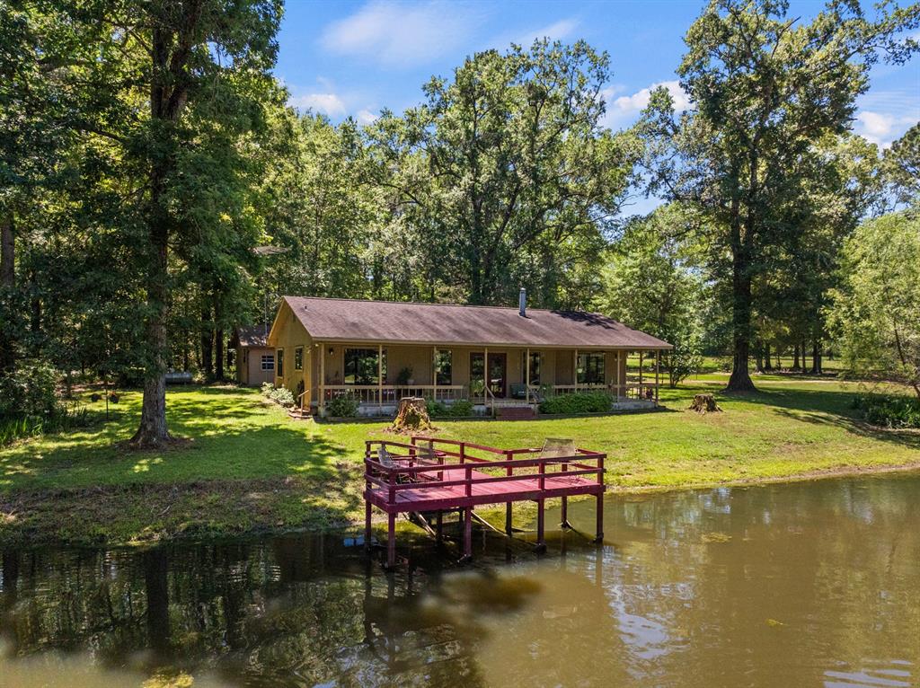 4469 County Road 1579 Property Photo 2