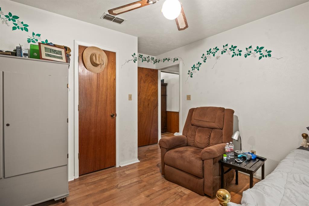 4469 County Road 1579 Property Photo 22