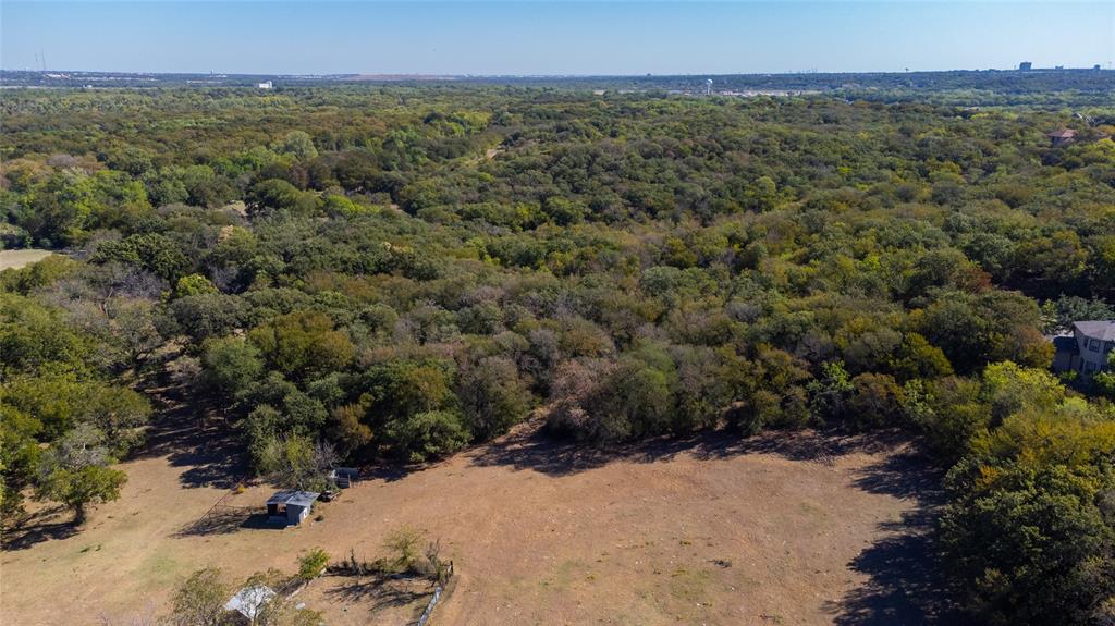 8601 Lowery Road Property Photo 6