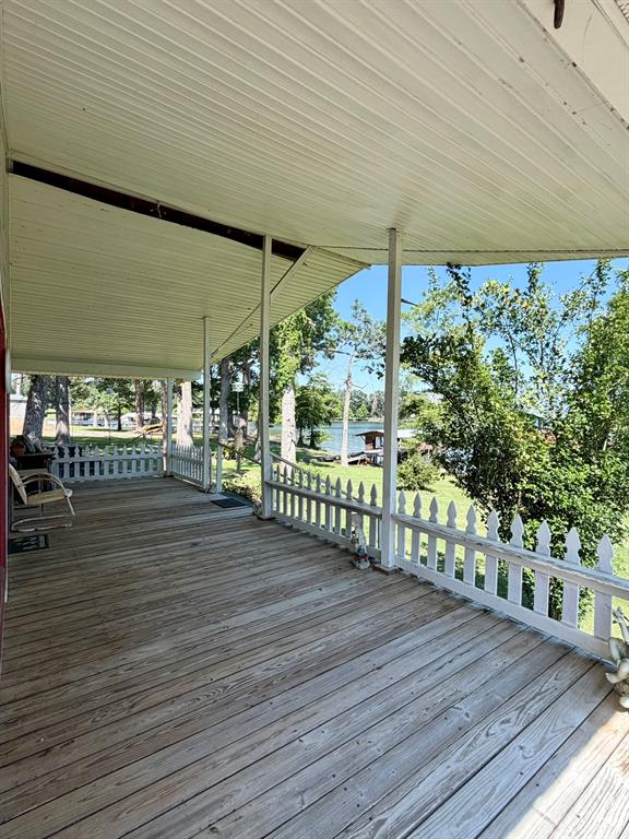 298 Hideaway Drive Property Photo 3
