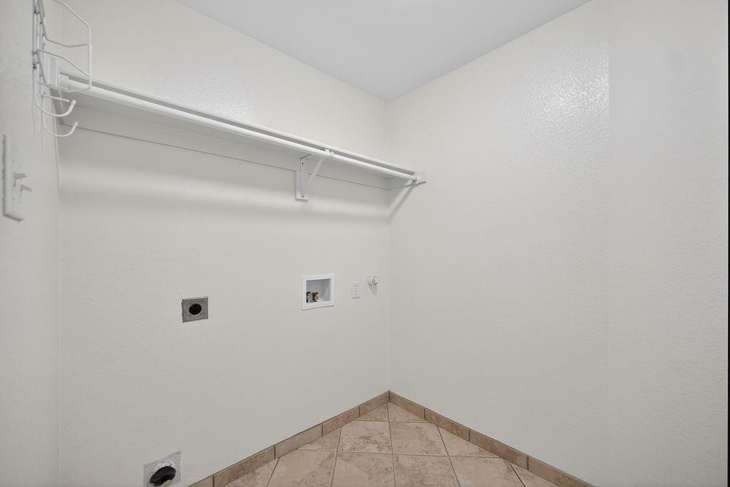313 Cave River Drive Property Photo 26