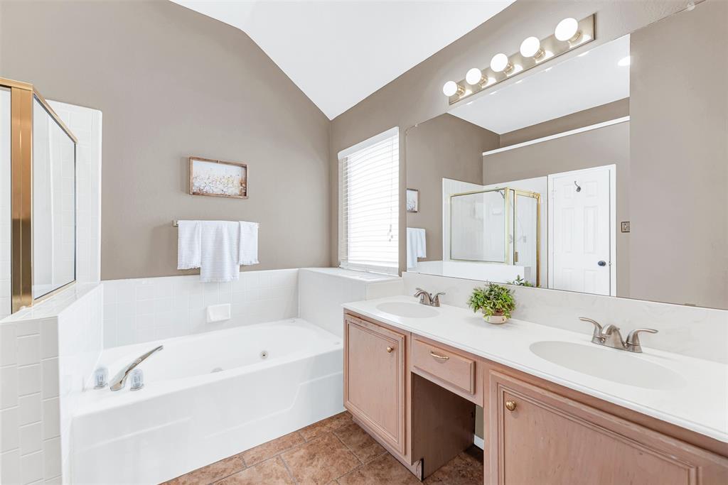 3070 Winecup Lane Property Photo 16