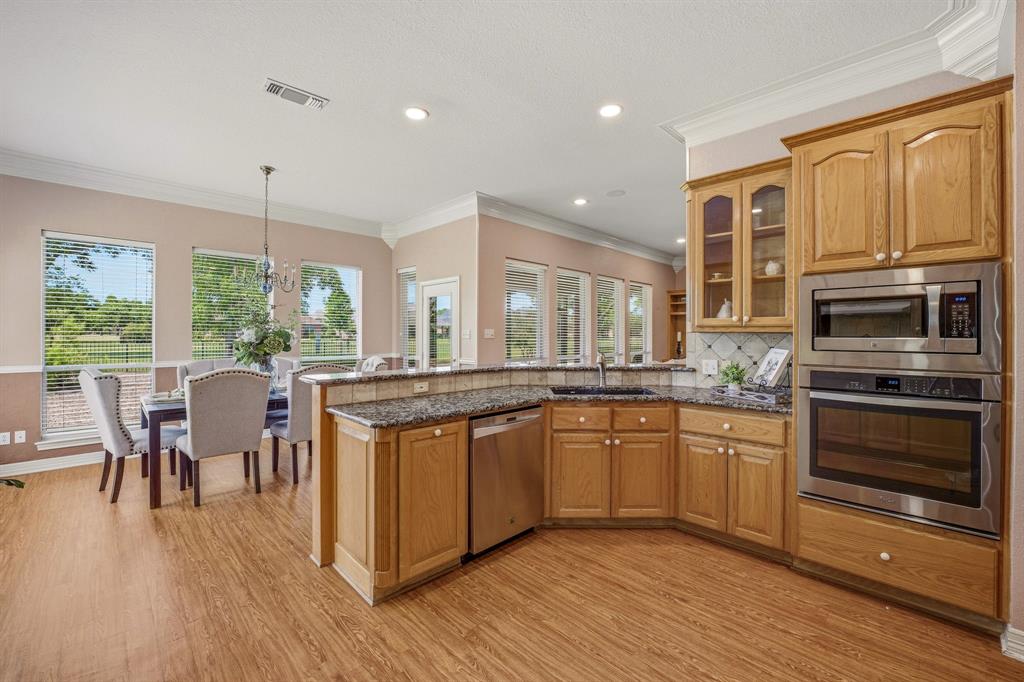 5900 Nutcracker Drive Property Photo 10