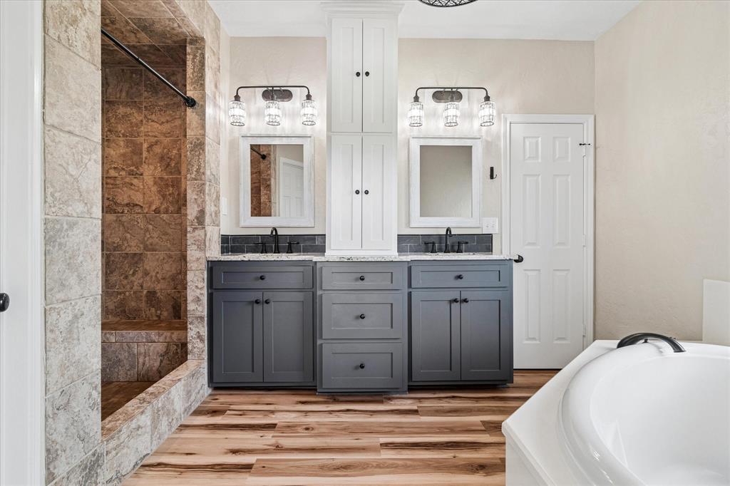 1081 Schneider Road Property Photo 15