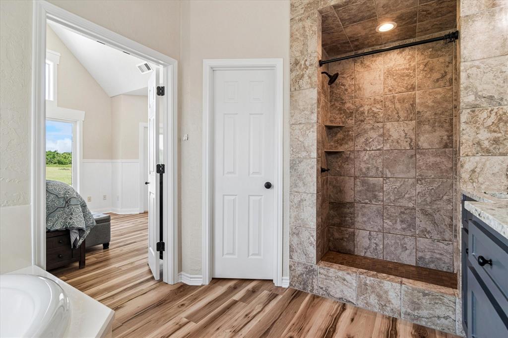 1081 Schneider Road Property Photo 17