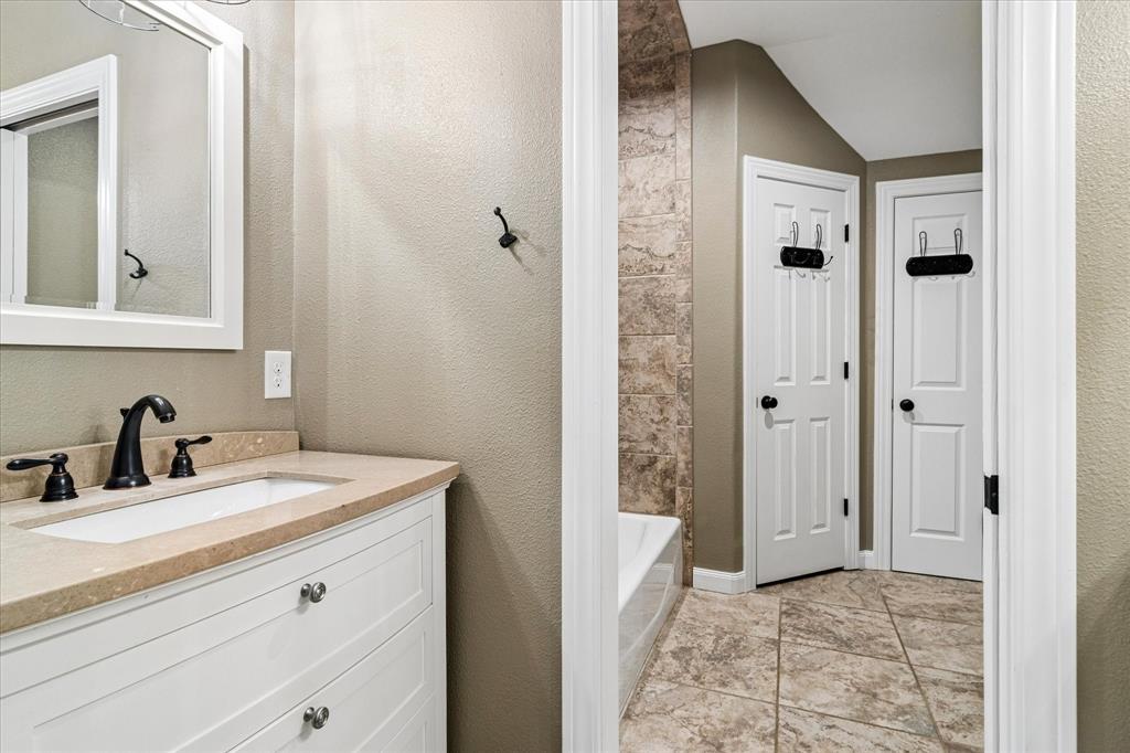 1081 Schneider Road Property Photo 22