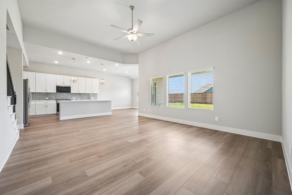 4007 Benbrook Drive Property Photo 8