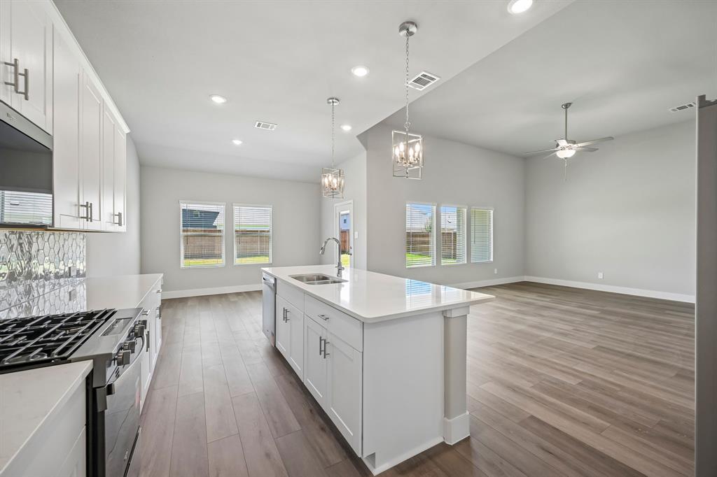 4007 Benbrook Drive Property Photo 15