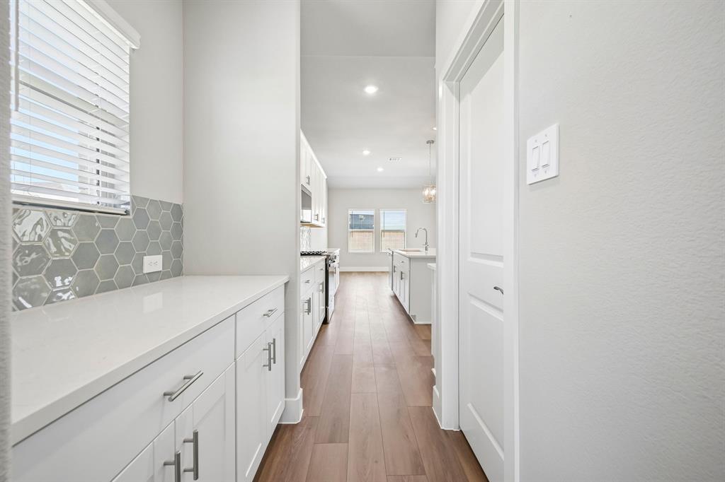 4007 Benbrook Drive Property Photo 16