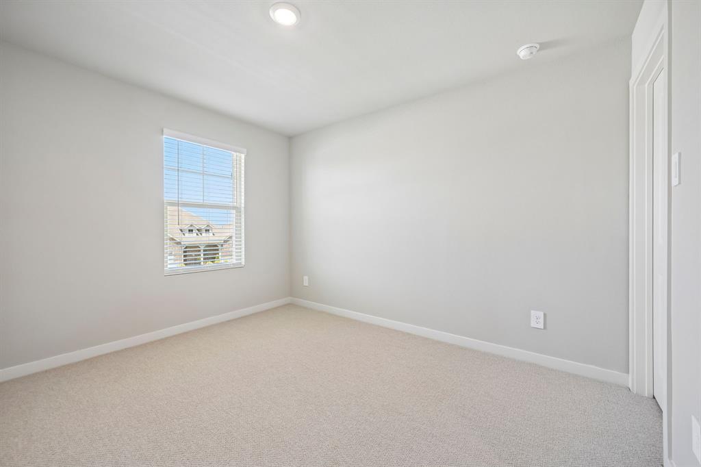 4007 Benbrook Drive Property Photo 28